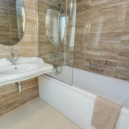 Sleeps 8 With Pool Air Con And Wifi Kalkan