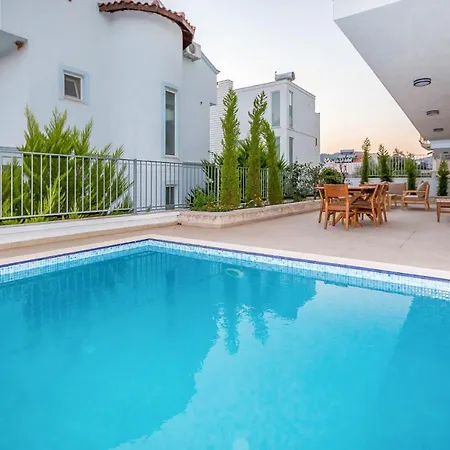 Sleeps 8 With Pool Air Con And Wifi * Калкан